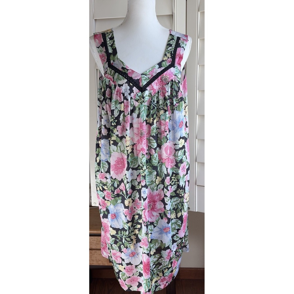 VTG Vanity Fair Nightgown L Floral Nylon USA Sleeveless Black Trim Gown Tank